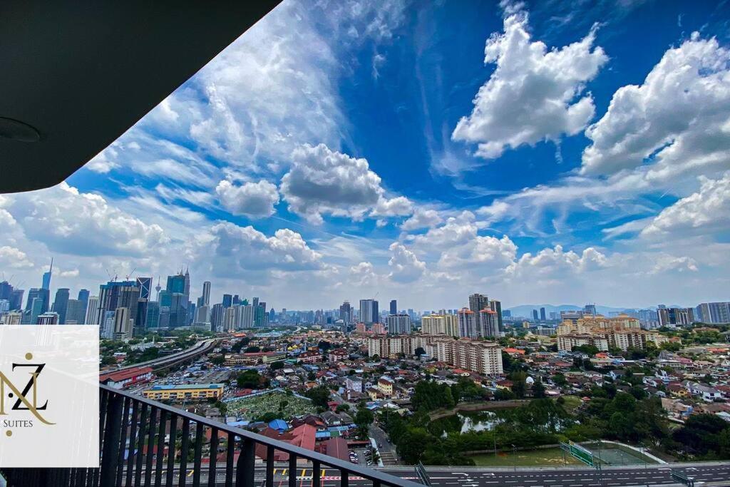 קואלה לומפור 10Mins To Klcc W Lrt+Mall+Netflix Muji Urban מראה חיצוני תמונה